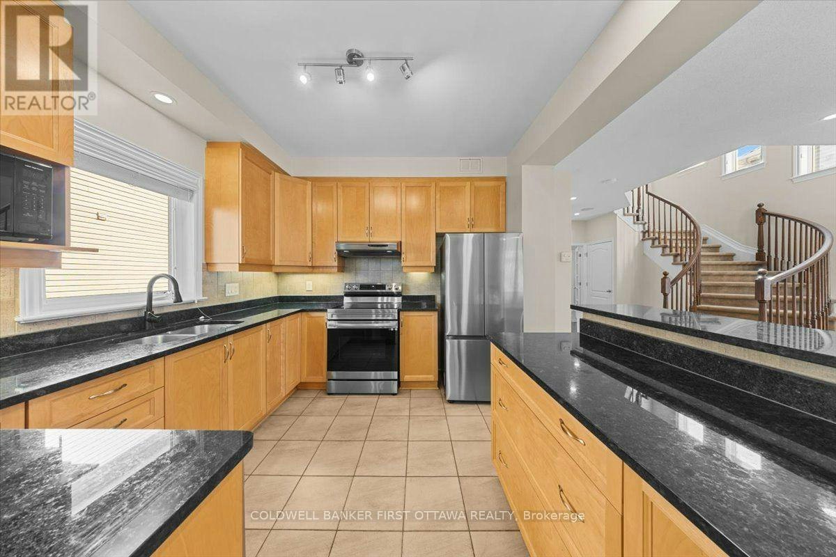 2898 Findlay Creek Drive, Ottawa, ON, K1T 0G6 - 9