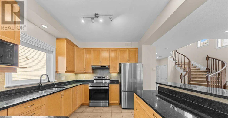 2898 Findlay Creek Drive, Ottawa, ON, K1T 0G6 - 9