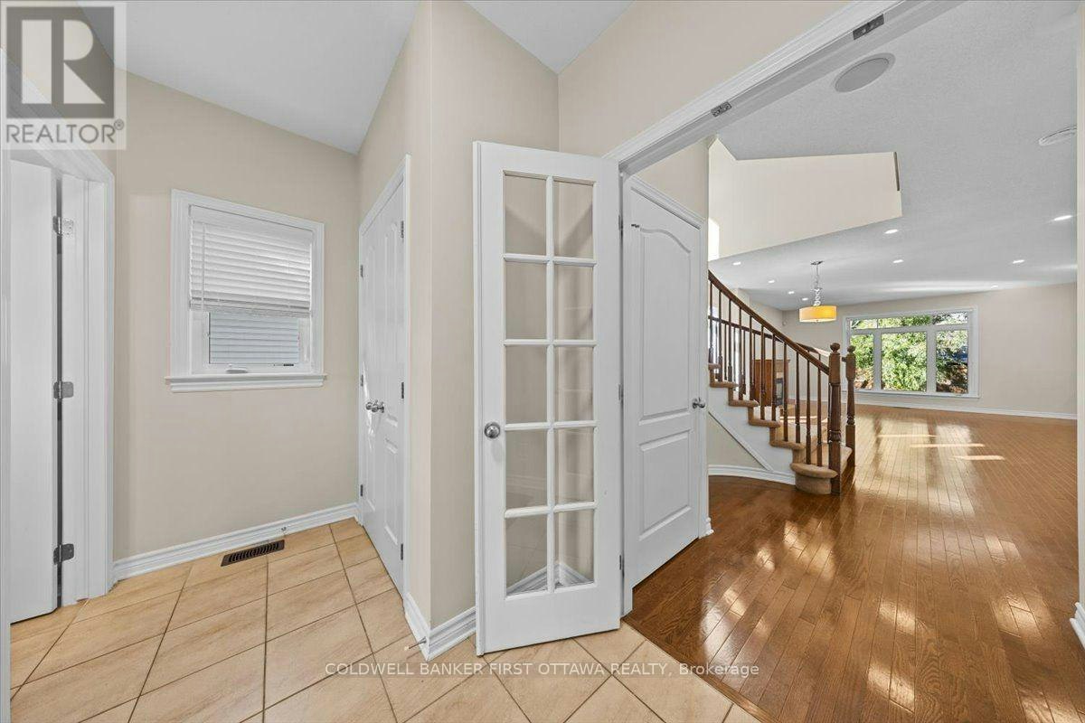 2898 Findlay Creek Drive, Ottawa, ON, K1T 0G6 - 3