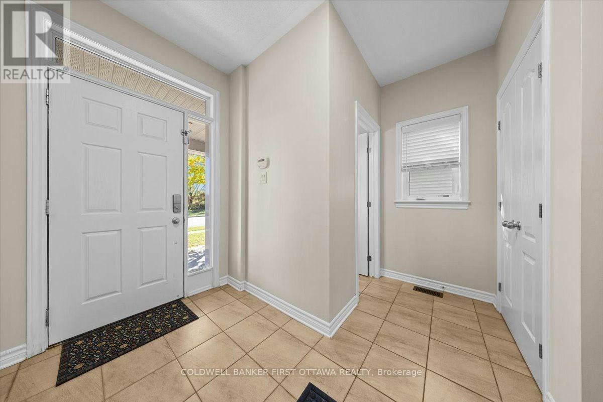 2898 Findlay Creek Drive, Ottawa, ON, K1T 0G6 - 2