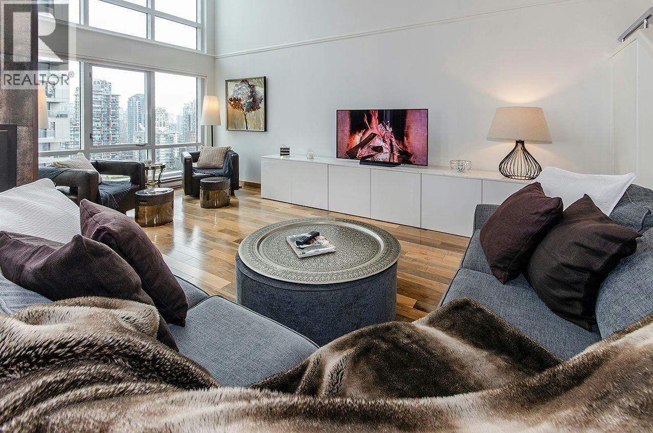 2401-1500 Howe Street, Vancouver, BC, V6Z 2M8 - 2