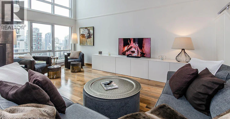 2401-1500 Howe Street, Vancouver, BC, V6Z 2M8 - 2