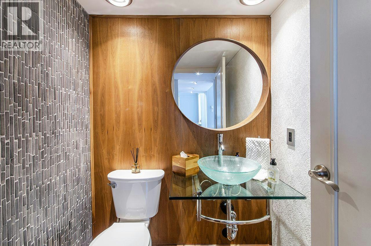 2401-1500 Howe Street, Vancouver, BC, V6Z 2M8 - 9