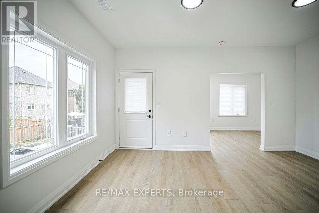 4-426 Veterans Drive, Barrie, ON, L4N 9G9 - 3