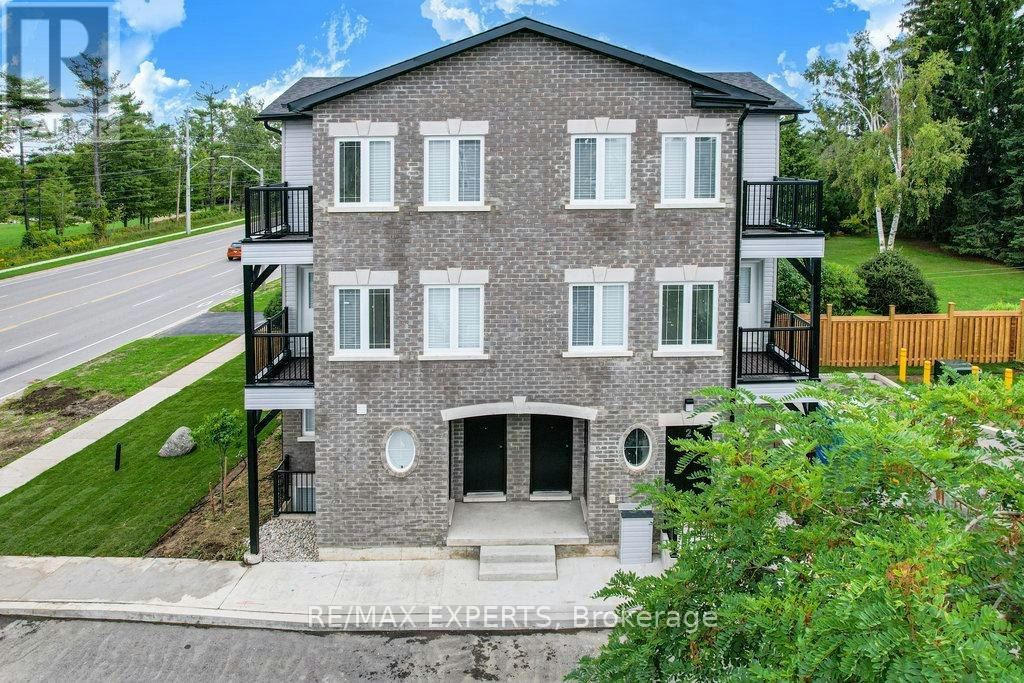 4-426 Veterans Drive, Barrie, ON, L4N 9G9