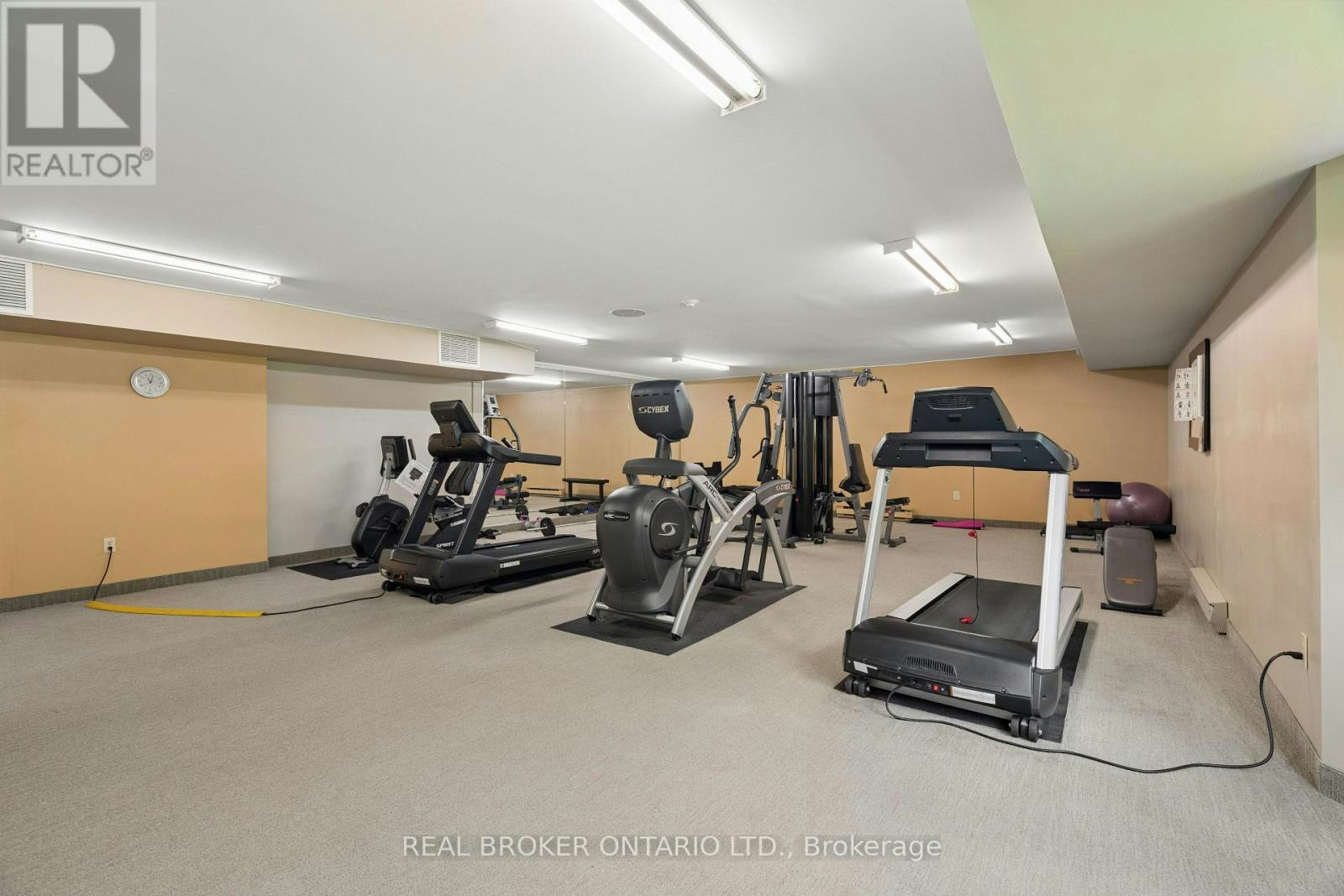 508-35 Green Valley Drive, Kitchener, ON, N2P 2A5 - 34
