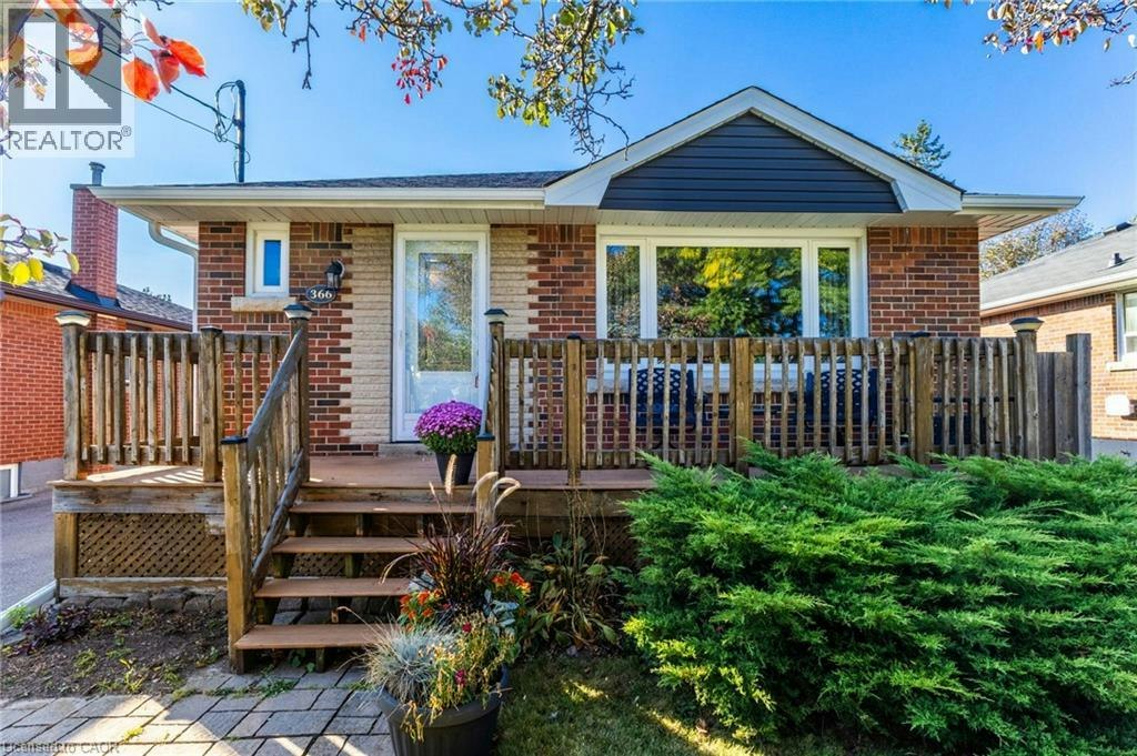 366 17th Street EAST, Hamilton, ON, L9A 4N2