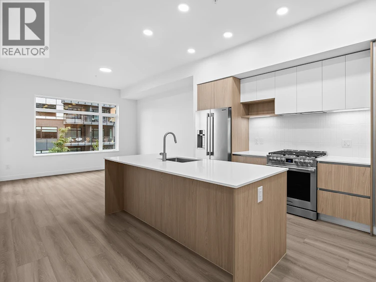 203-2780 Olalla Road, West Kelowna, BC, V1Z 2A9