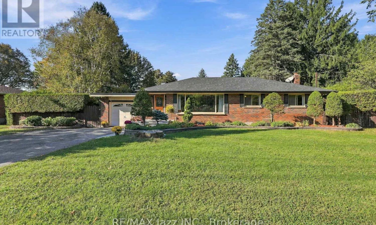 346 Conlin Road E