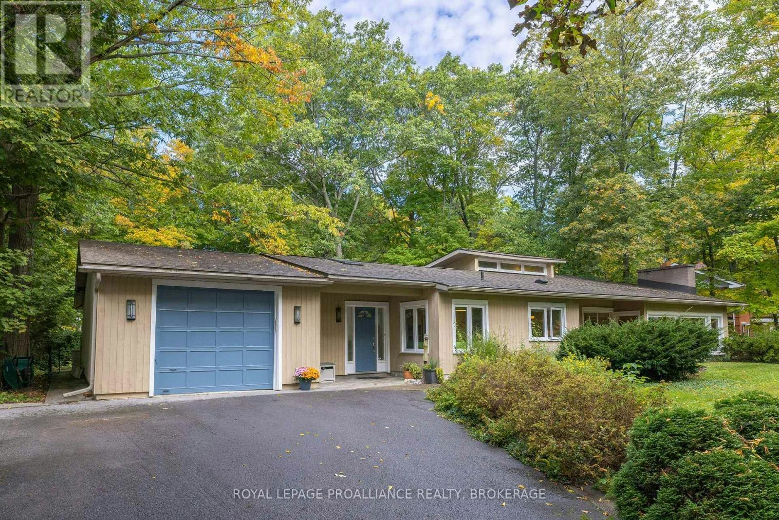 27 Riverside Drive, Kingston, ON, K7L 4V1