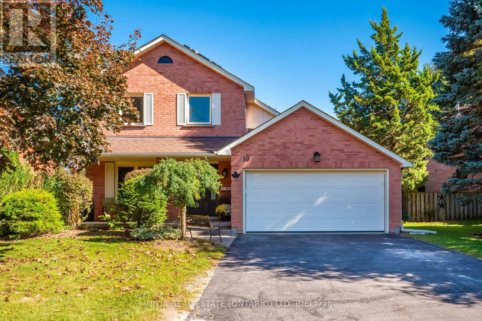 10 Handorf Drive, Cambridge, ON, N3C 3Y2