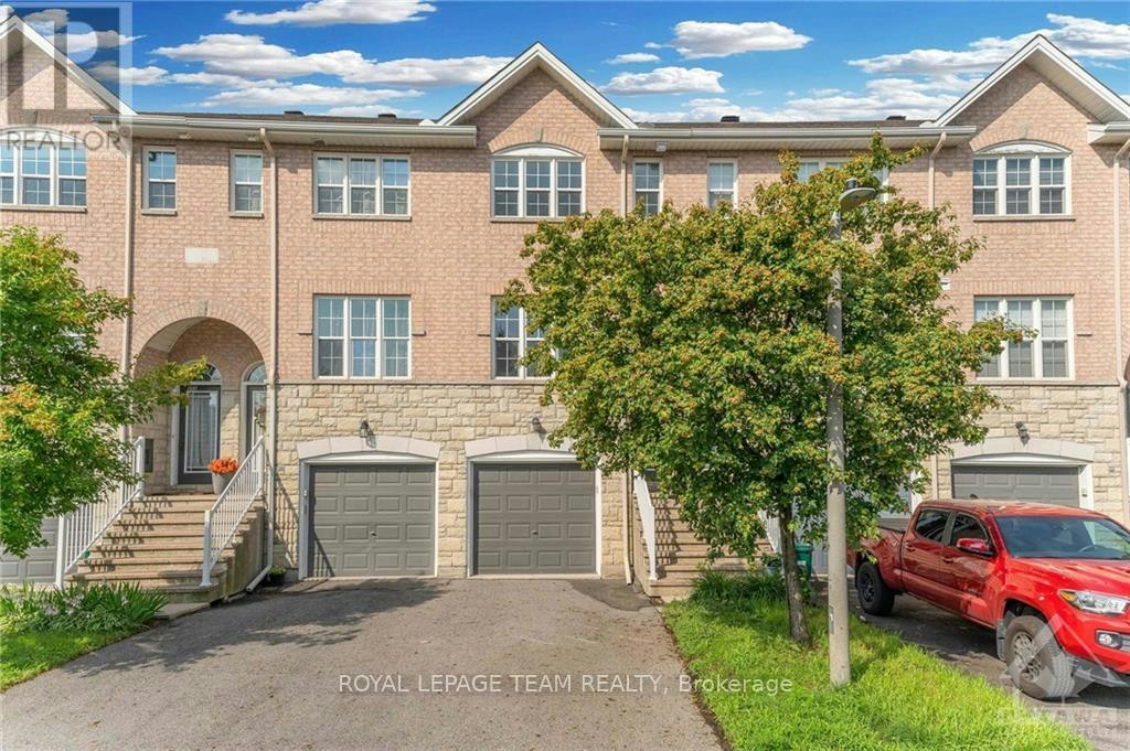 159 Scout Street, Ottawa, ON, K2C 4E2