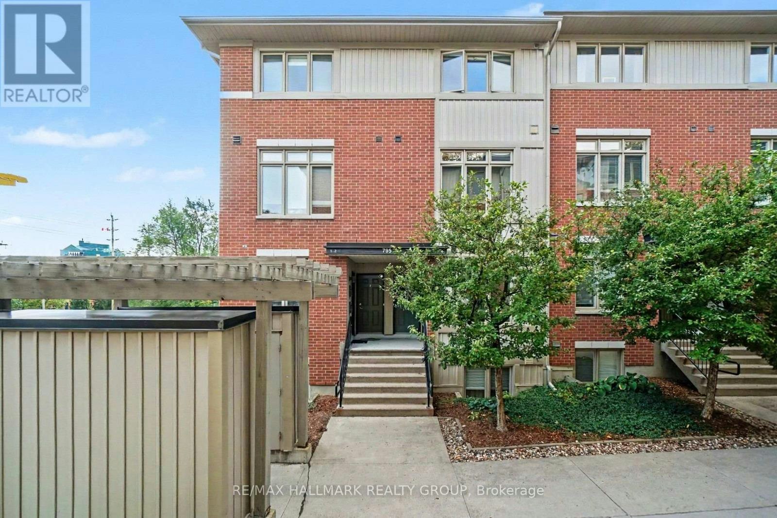 4-795 Montreal Road, Ottawa, ON, K1K 0S9