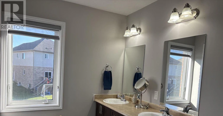 39 Sunset Way, Thorold, ON, L2V 0C7 - 12