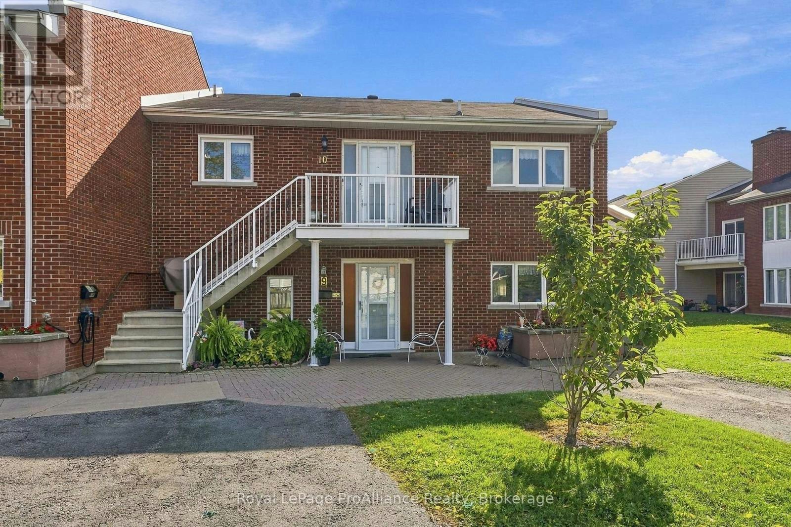 10-179 Herchimer Avenue, Belleville, ON, K8N 4G7