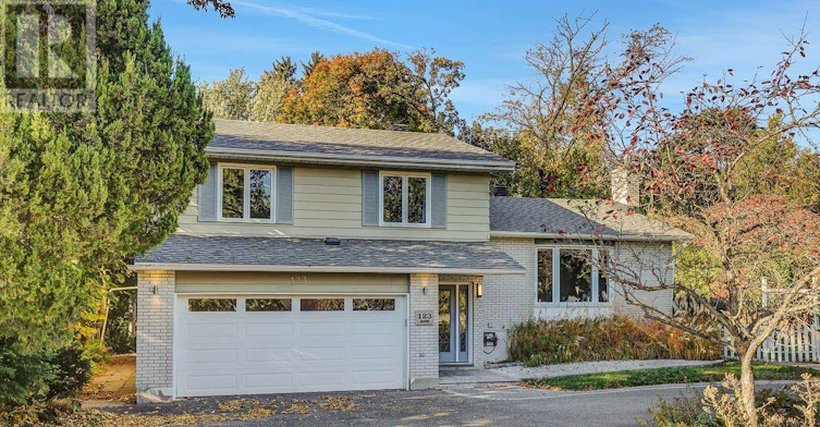 123 Dorothea Drive, Ottawa, ON, K1V 7C6