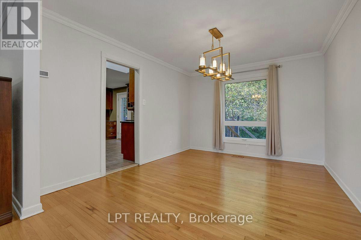 123 Dorothea Drive, Ottawa, ON, K1V 7C6 - 9