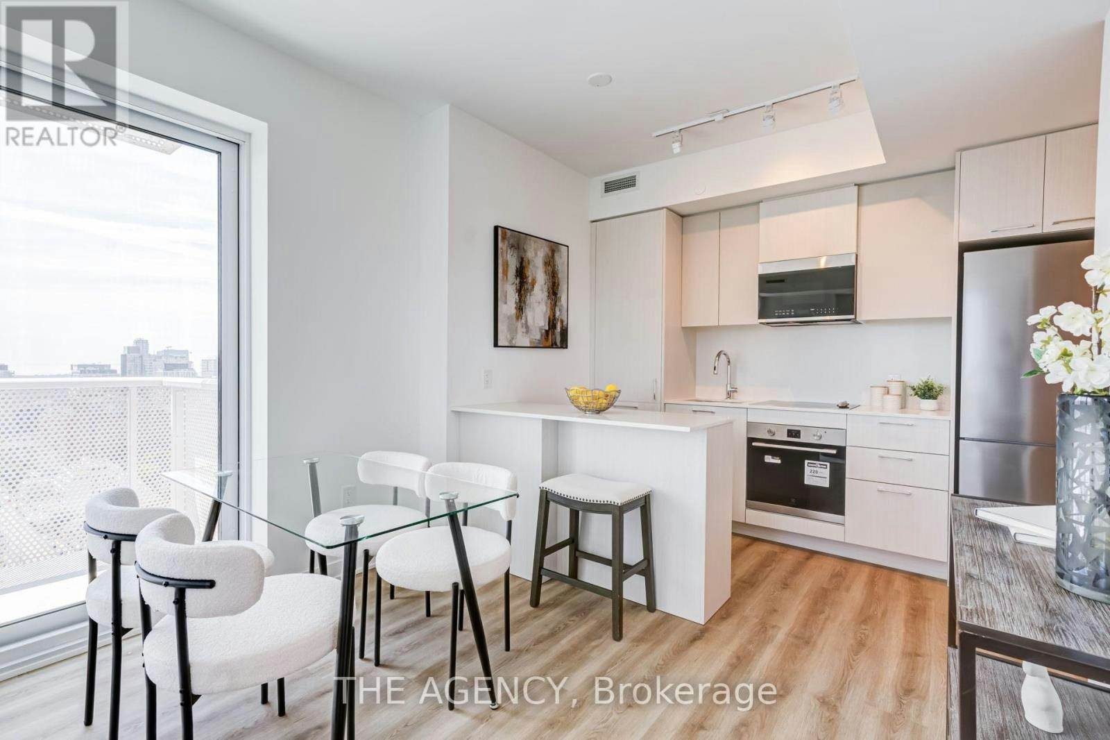 2403-10 Oak Street, Toronto, ON, M5A 0Z1 - 2