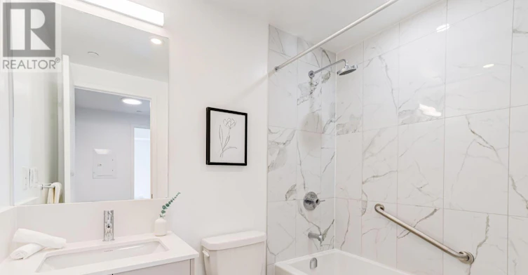 2403-10 Oak Street, Toronto, ON, M5A 0Z1 - 24