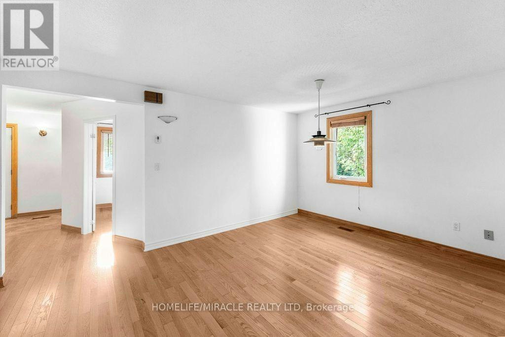 2033 Simcoe Street N, Oshawa, ON, L1H 7K4 - 25