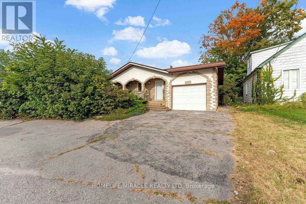 2033 Simcoe Street N, Oshawa, ON, L1H 7K4