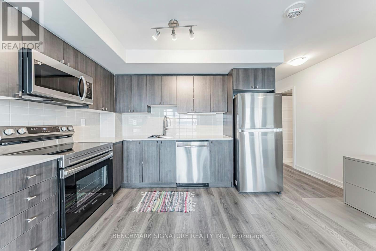 2111-1435 Celebration Drive, Pickering, ON, L1W 0C4 - 8