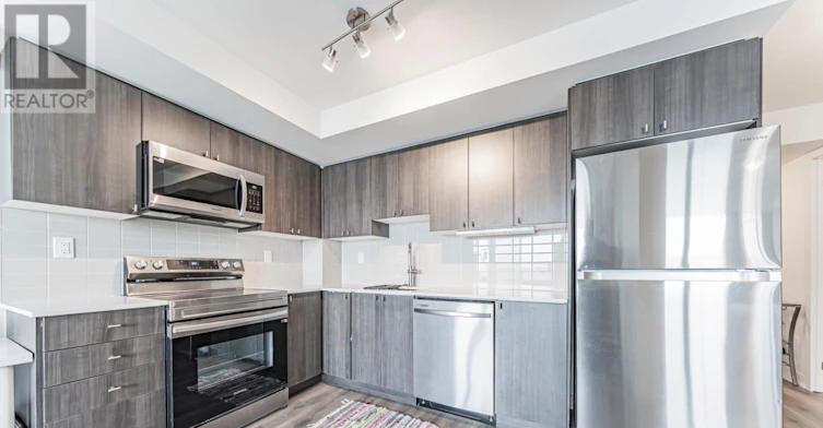 2111-1435 Celebration Drive, Pickering, ON, L1W 0C4 - 9