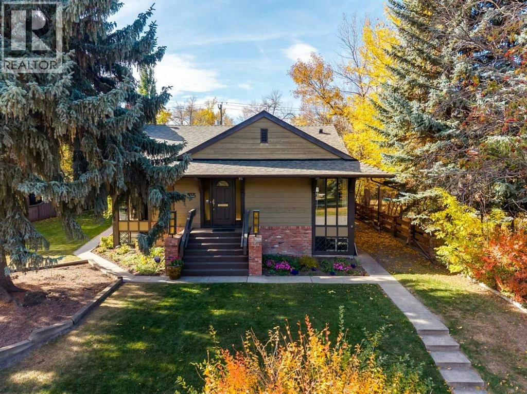 3025 Roxboro Glen Road SW, Calgary, AB, T2S 1T9