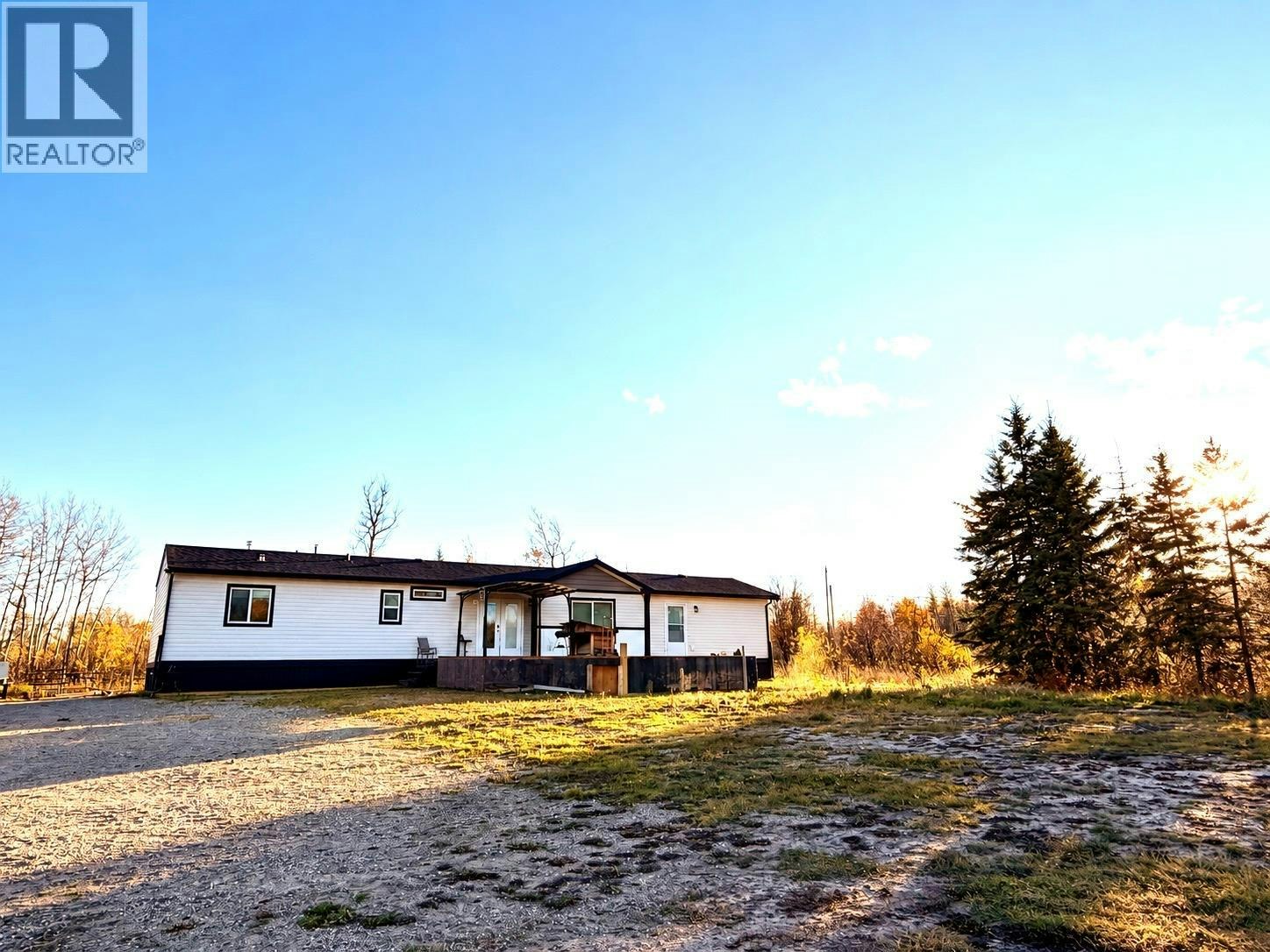 5592 N 97 Highway, Dawson Creek, BC, V1G 0J3