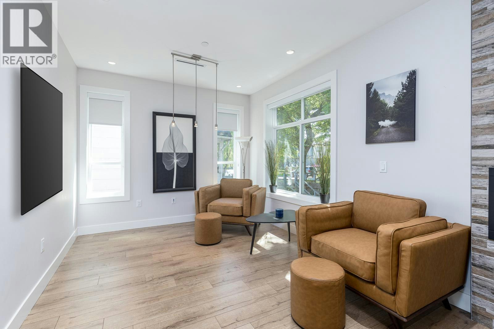3470 Prince Edward Street, Vancouver, BC, V5V 3X7 - 4