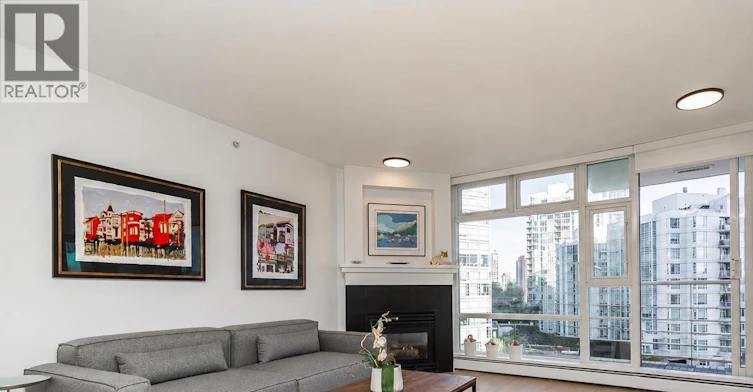 906-189 Davie Street, Vancouver, BC, V6Z 2Y1