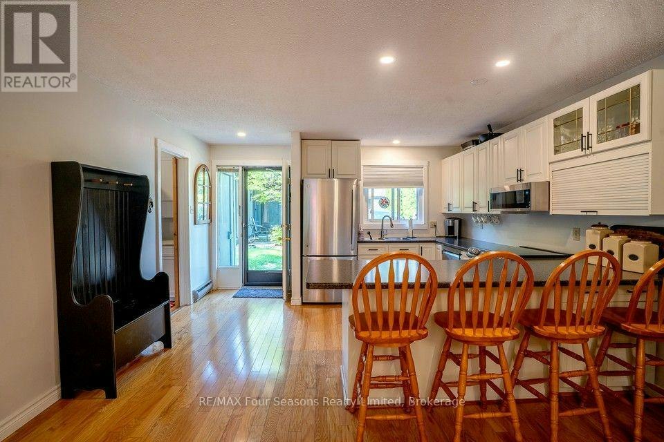 158 Escarpment Crescent, Collingwood, ON, L9Y 5B4 - 5