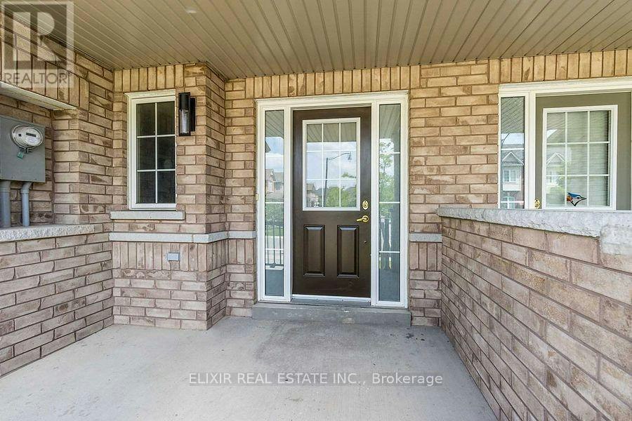 90 Delport Close, Brampton, ON, L6P 1V2 - 3