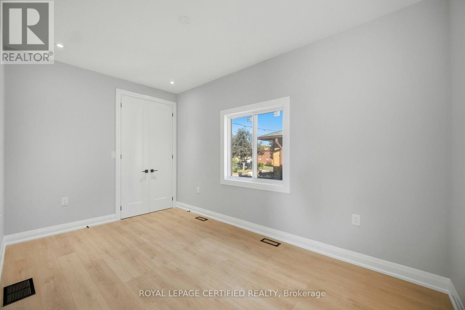 18 Old Princess Street, Mississauga, ON, L4T 1L1 - 13
