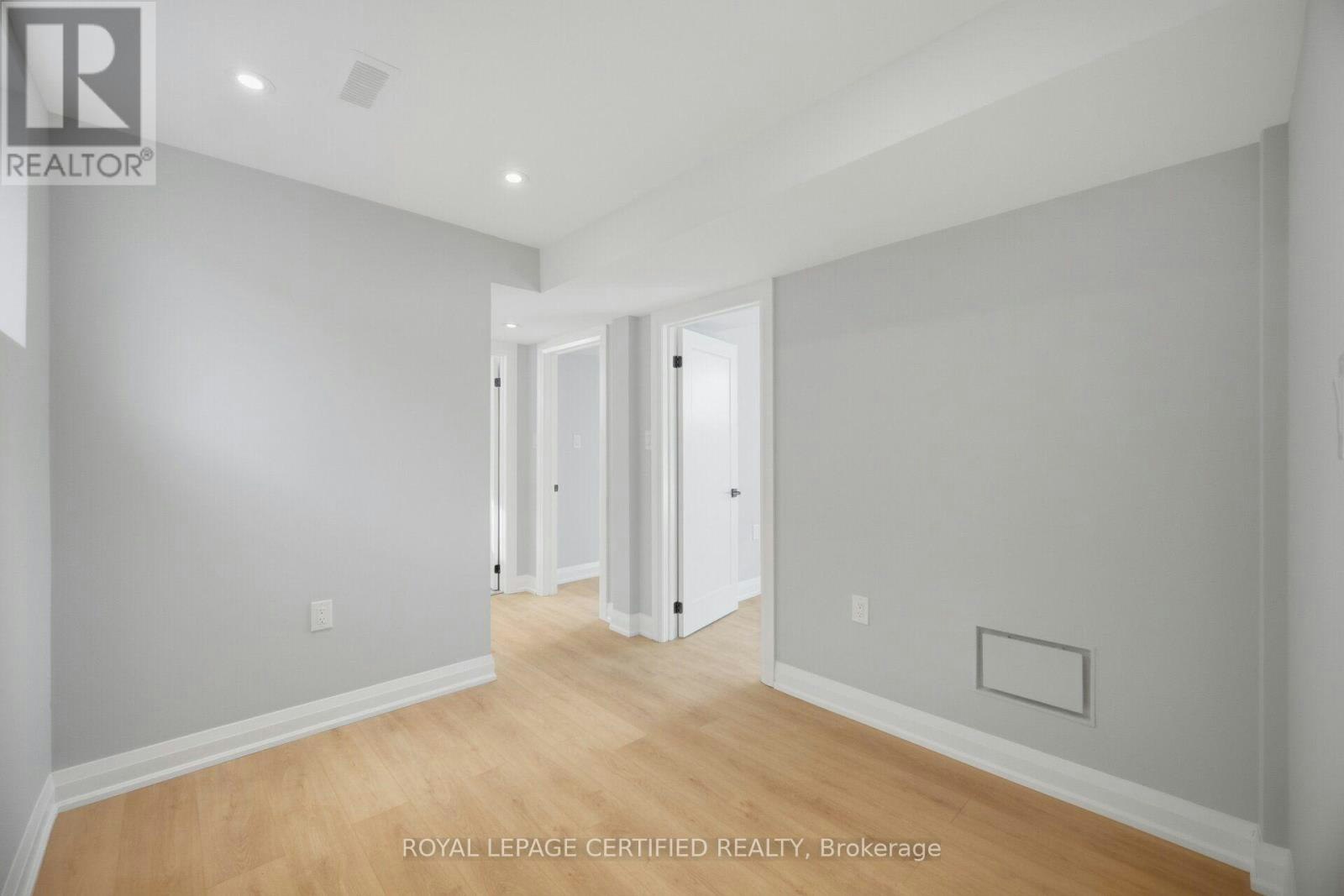 18 Old Princess Street, Mississauga, ON, L4T 1L1 - 19