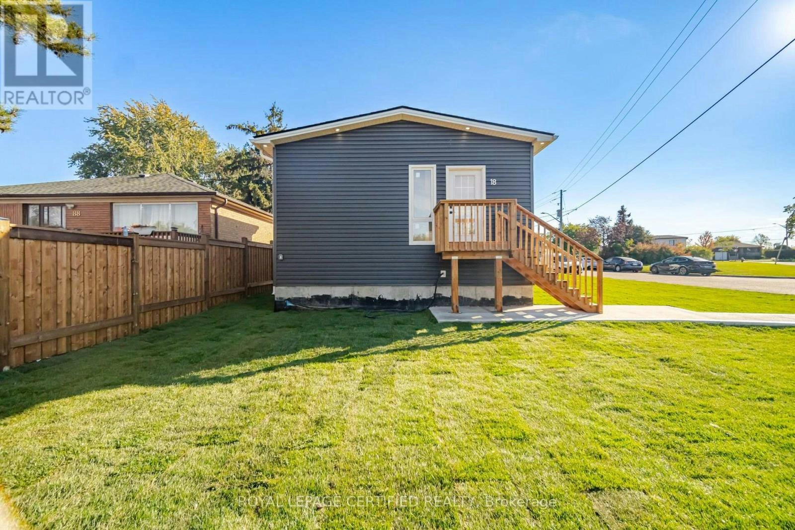 18 Old Princess Street, Mississauga, ON, L4T 1L1 - 3