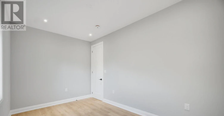 18 Old Princess Street, Mississauga, ON, L4T 1L1 - 15