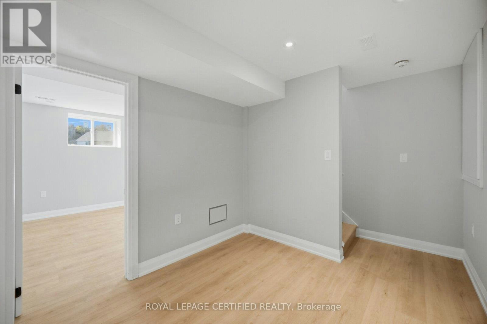 18 Old Princess Street, Mississauga, ON, L4T 1L1 - 21