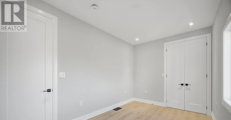 18 Old Princess Street, Mississauga, ON, L4T 1L1 - 14