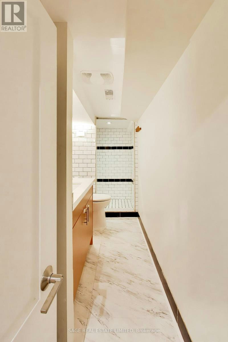MAIN-32 Castleton Avenue, Toronto, ON, M6N 3Z5 - 23
