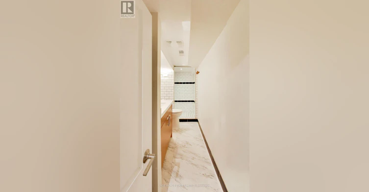MAIN-32 Castleton Avenue, Toronto, ON, M6N 3Z5 - 23