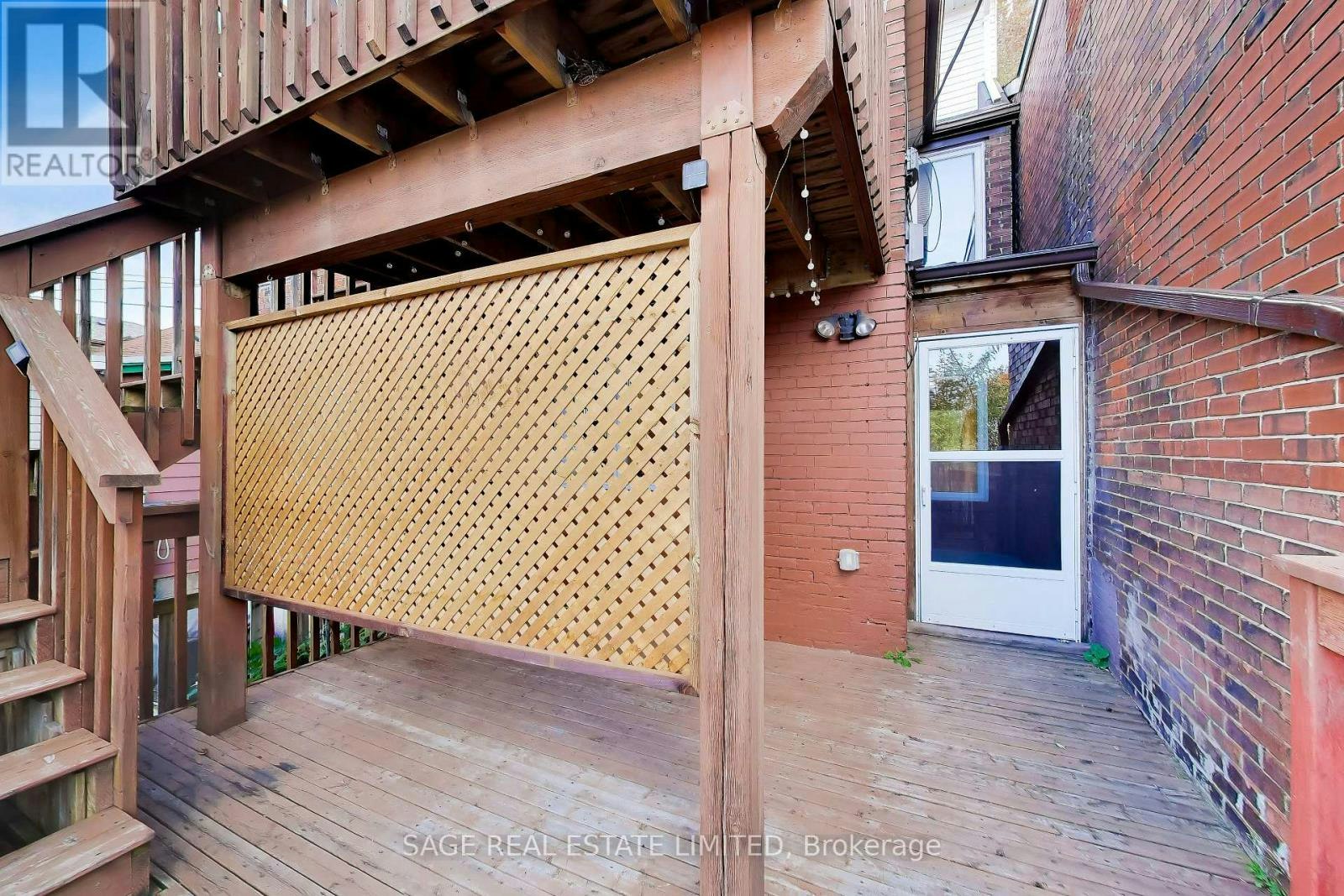 MAIN-32 Castleton Avenue, Toronto, ON, M6N 3Z5 - 28