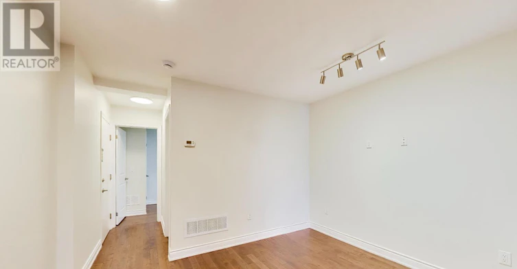 MAIN-32 Castleton Avenue, Toronto, ON, M6N 3Z5 - 8
