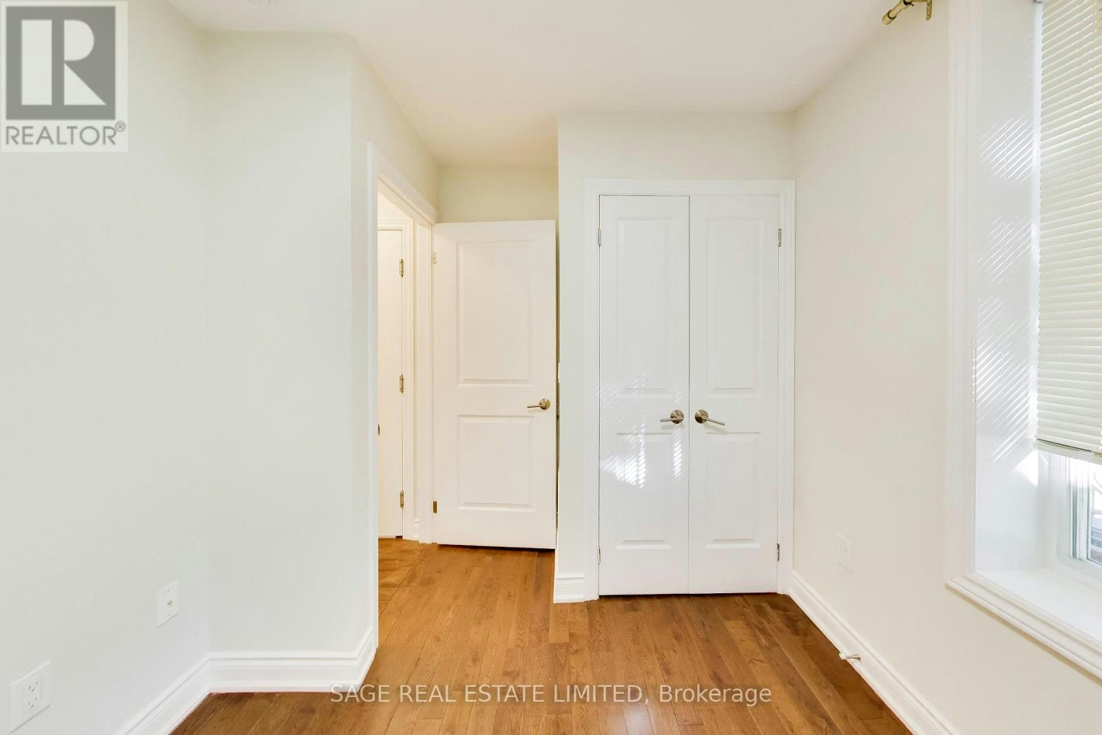MAIN-32 Castleton Avenue, Toronto, ON, M6N 3Z5 - 13
