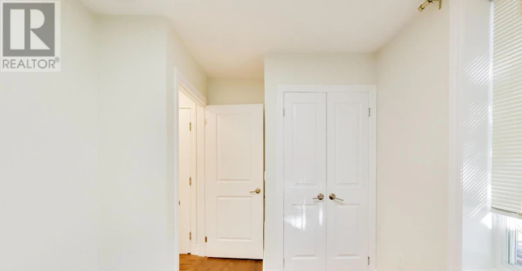 MAIN-32 Castleton Avenue, Toronto, ON, M6N 3Z5 - 13
