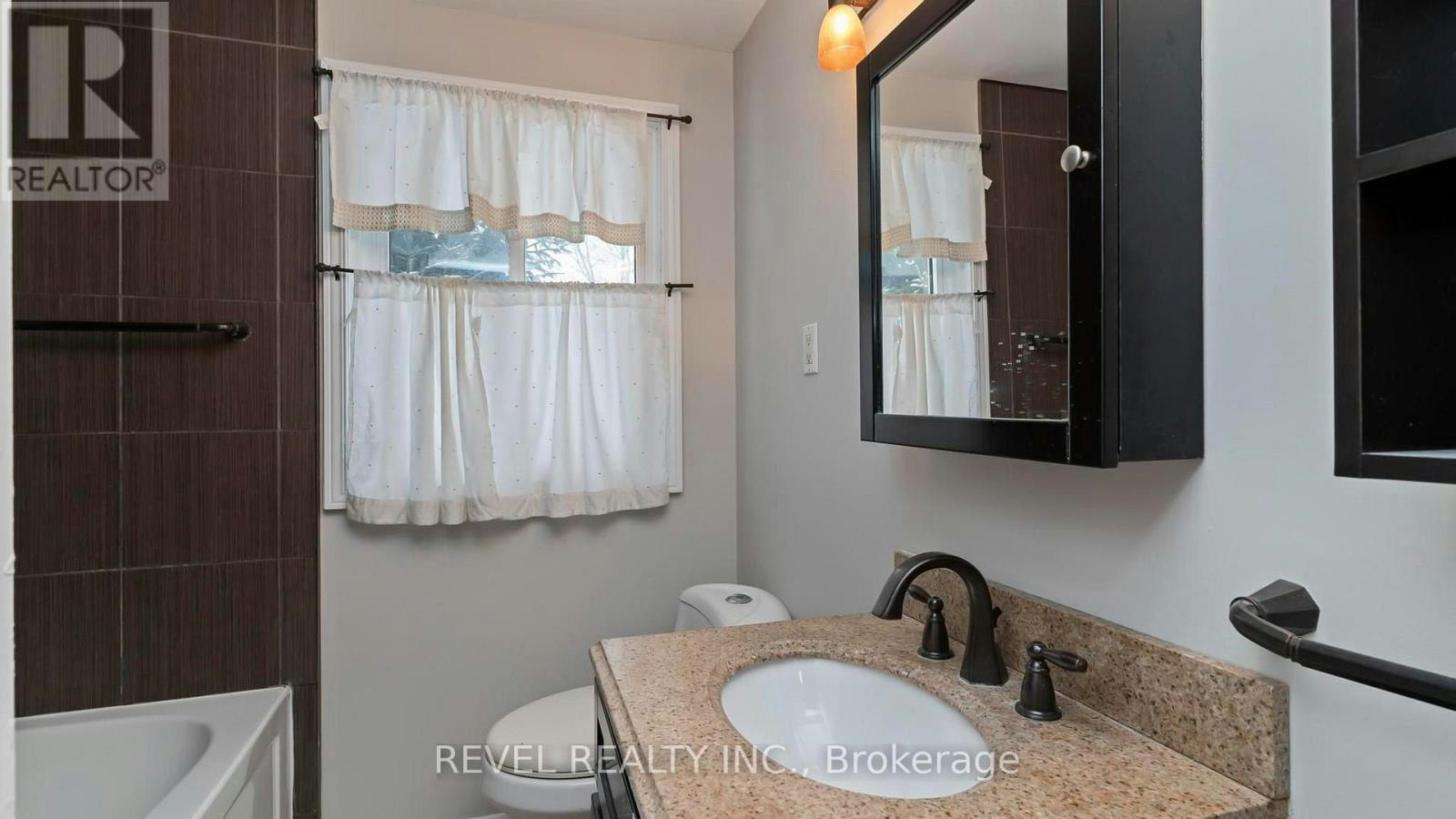 1137 Oxford Street W, London, ON, N6H 1V6 - 19