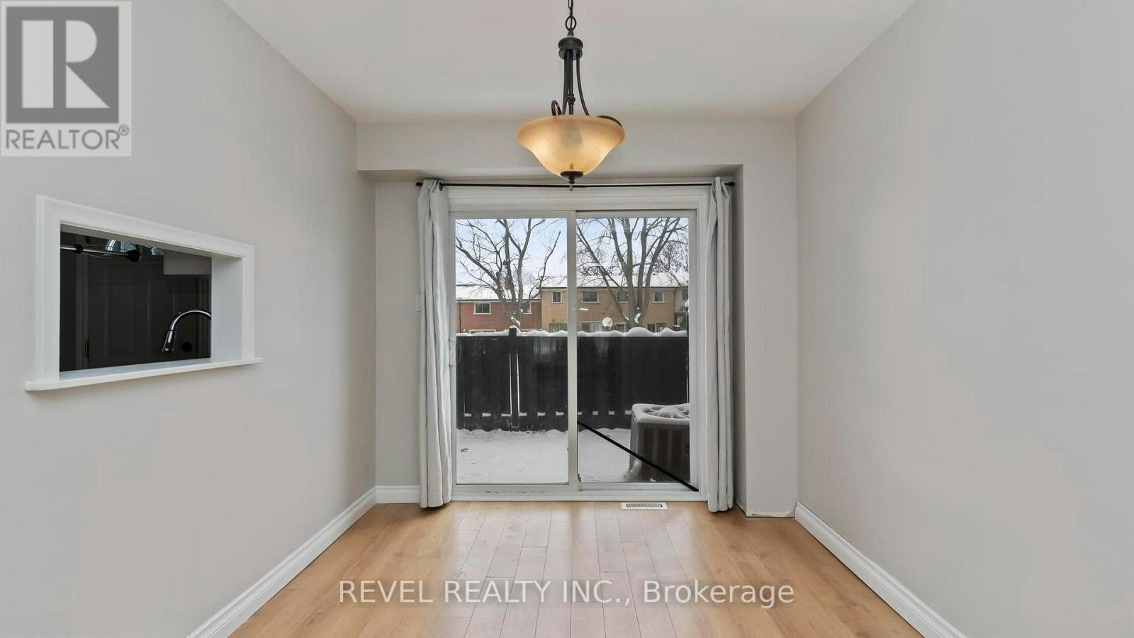 1137 Oxford Street W, London, ON, N6H 1V6 - 8