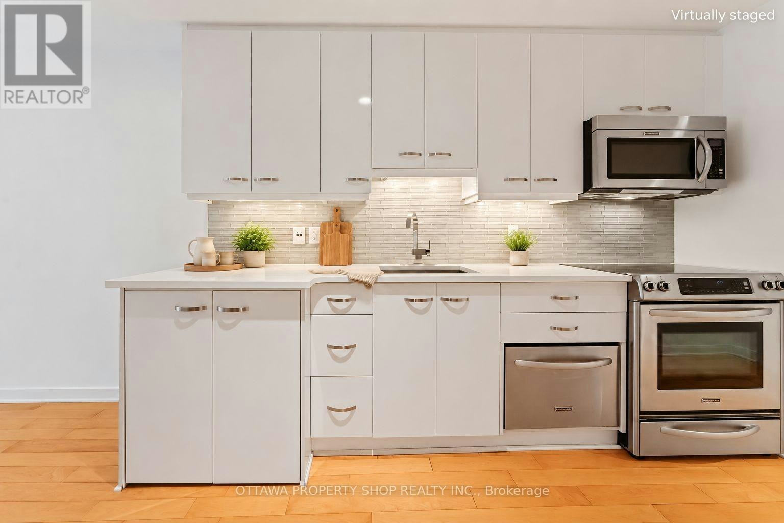 15-202 St Patrick Street, Ottawa, ON, K1N 5K3 - 5