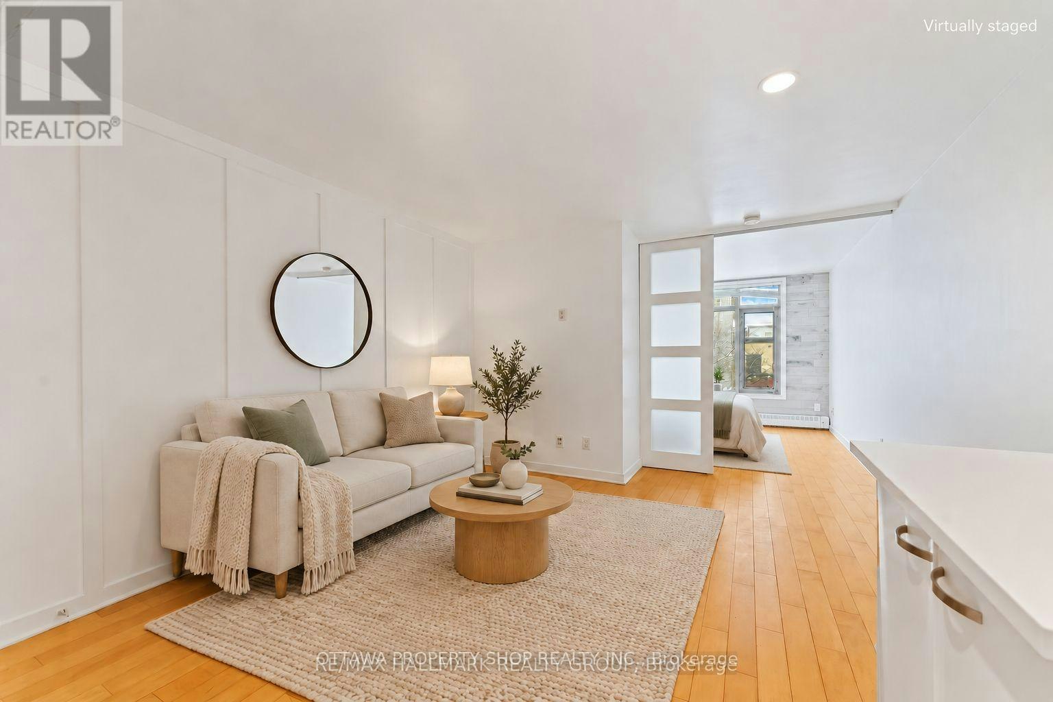 15-202 St Patrick Street, Ottawa, ON, K1N 5K3 - 2