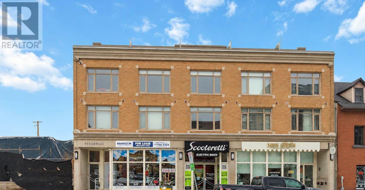 15-202 St Patrick Street, Ottawa, ON, K1N 5K3